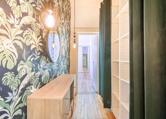 Le Solaris, Free Parking, 10 Min Sncf Station